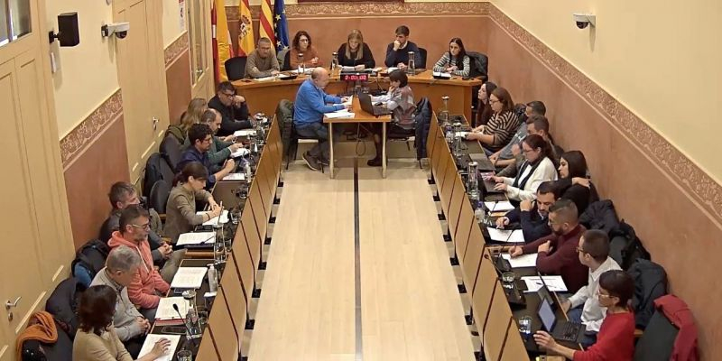 El ple municipal aprova el nou pla dequipaments amb loposició en contra