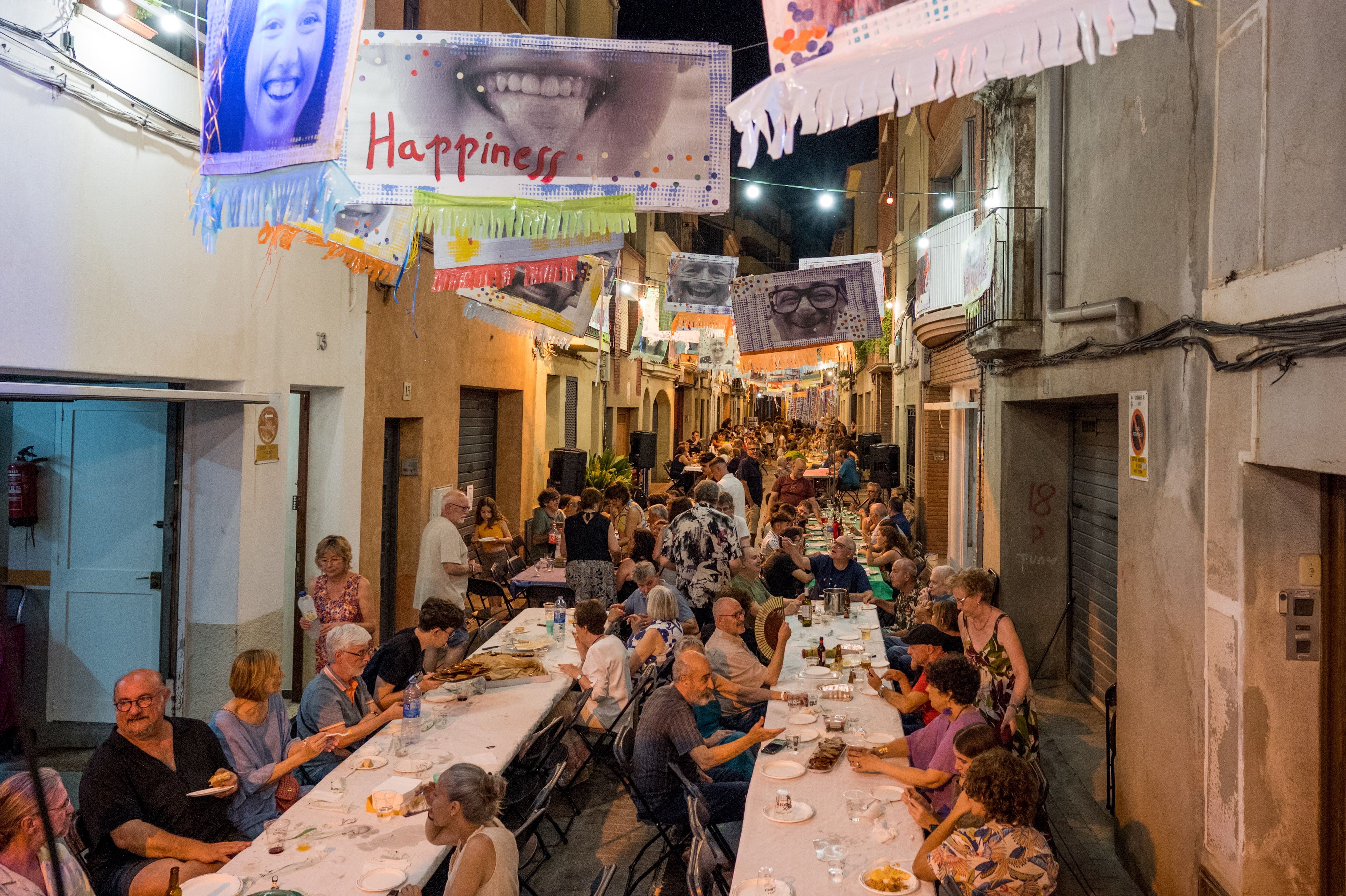 Tret de sortida a les festes del Carrer Sant Jaume 2024. FOTO: Carmelo Jiménez