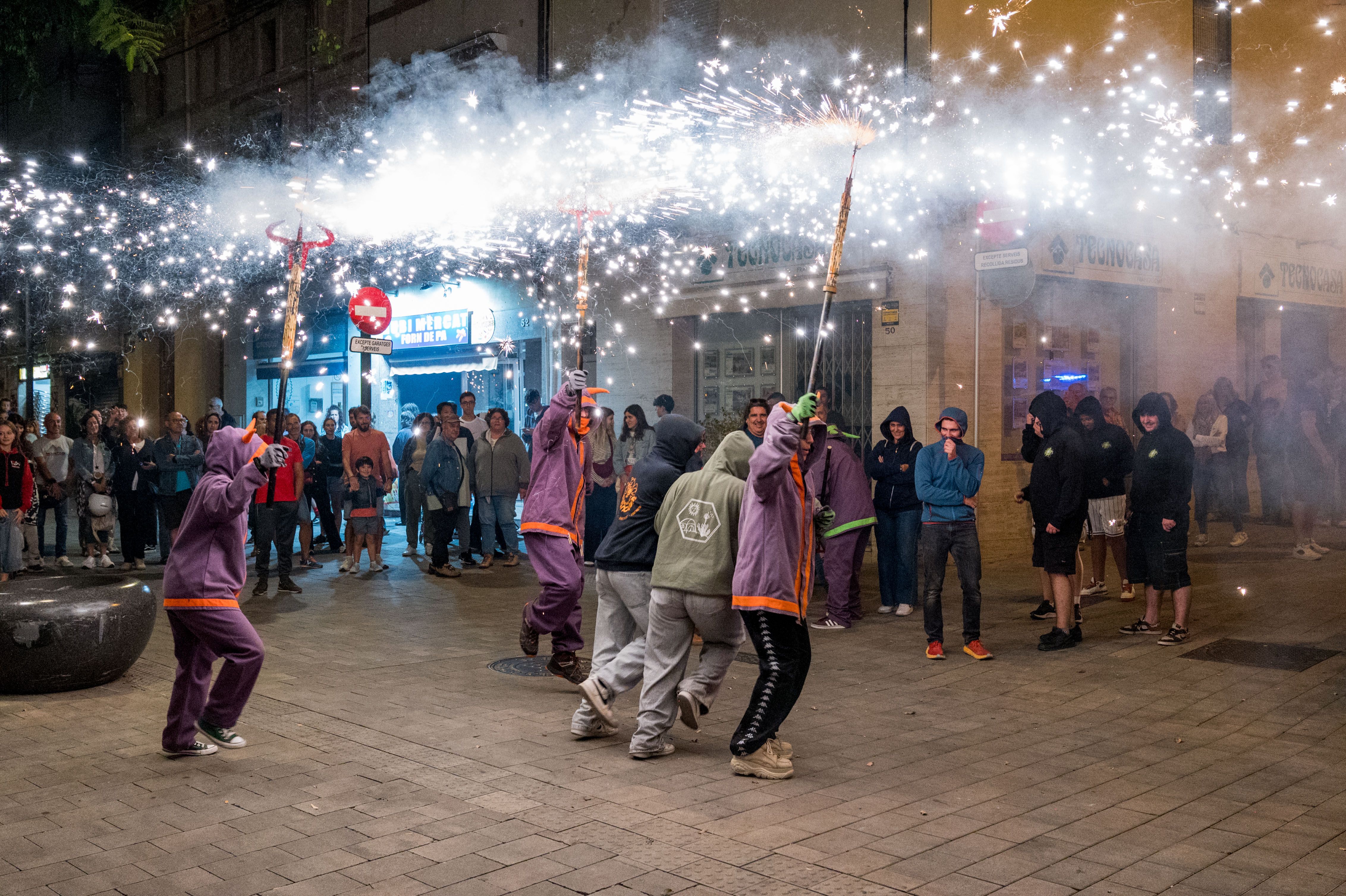 XII Trobada de Bèsties de Foc de Rubí per Sant Roc | FOTO: Carmelo Jiménez