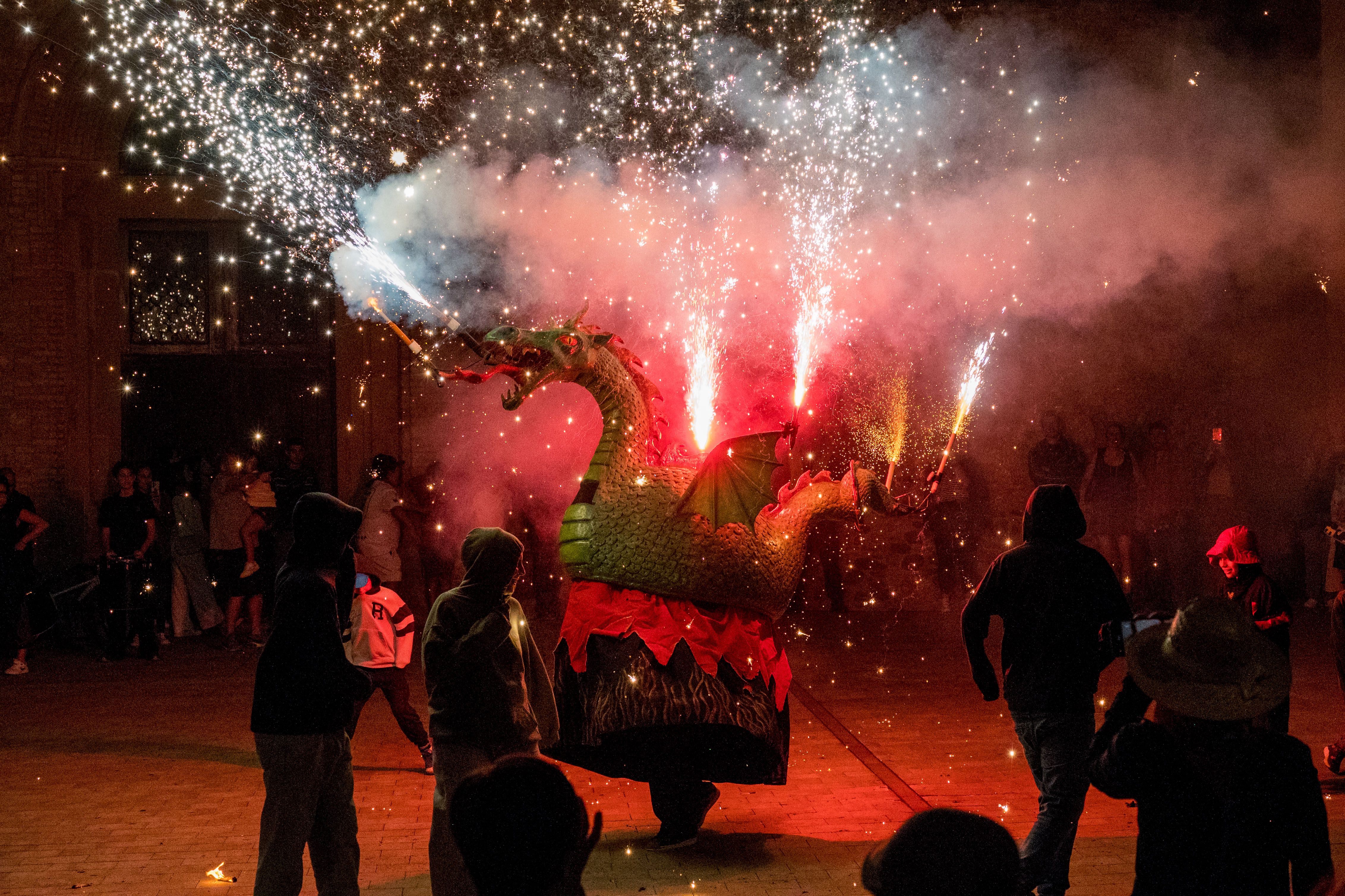 XII Trobada de Bèsties de Foc de Rubí per Sant Roc | FOTO: Carmelo Jiménez