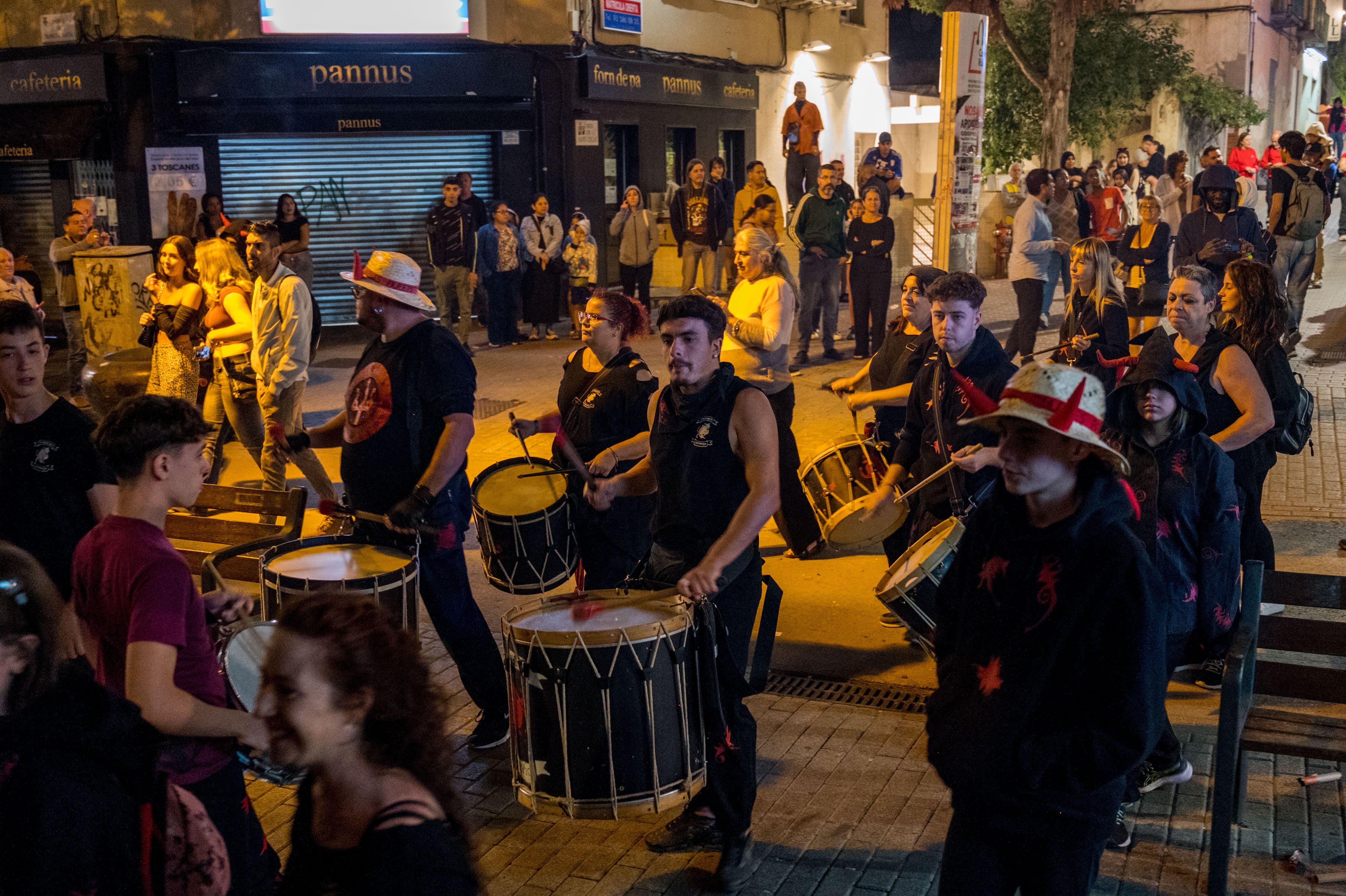 XII Trobada de Bèsties de Foc de Rubí per Sant Roc | FOTO: Carmelo Jiménez