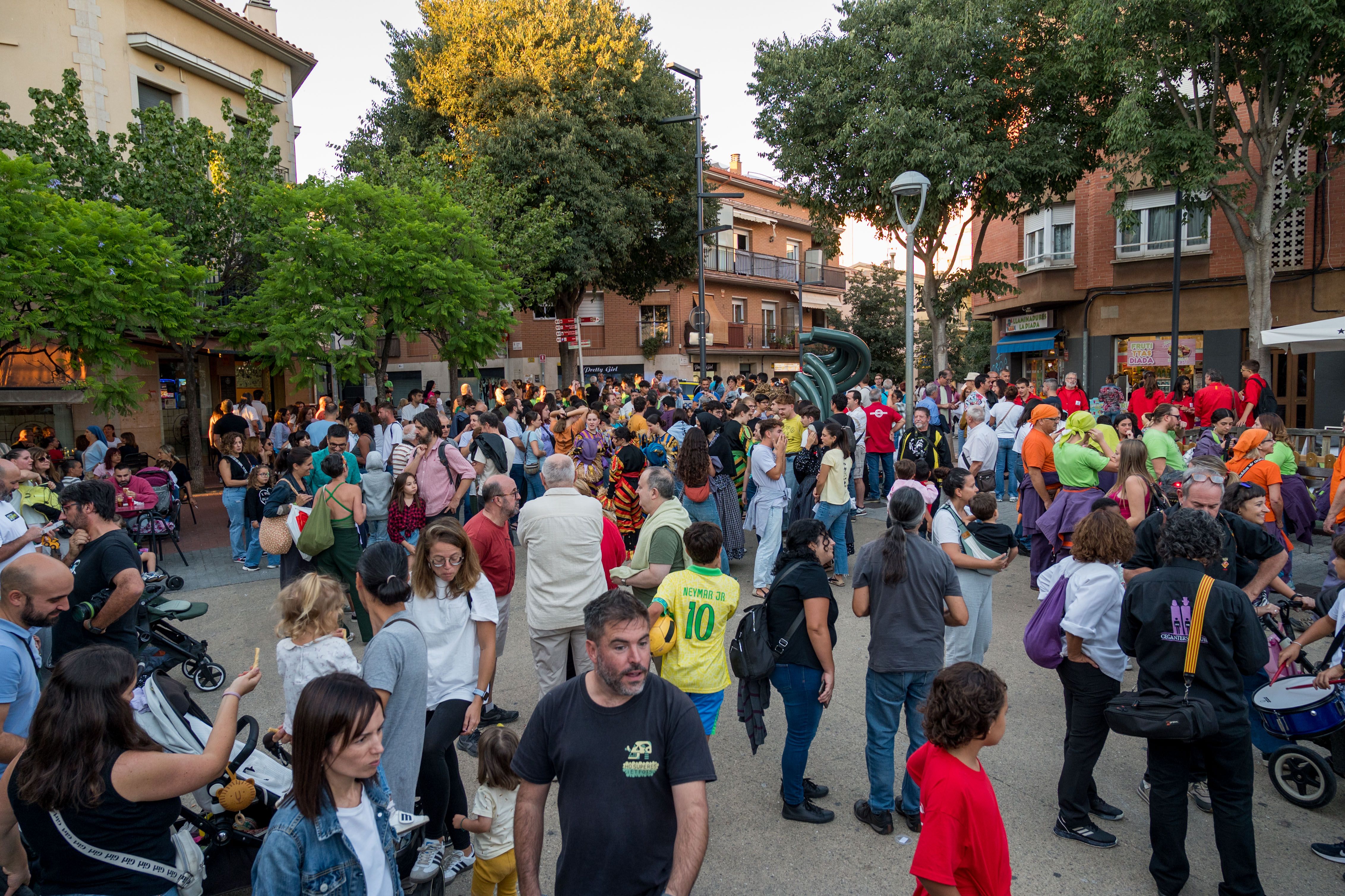 El Seguici No Seguici recorre els carrers de Rubí FOTO: Carmelo Jiménez