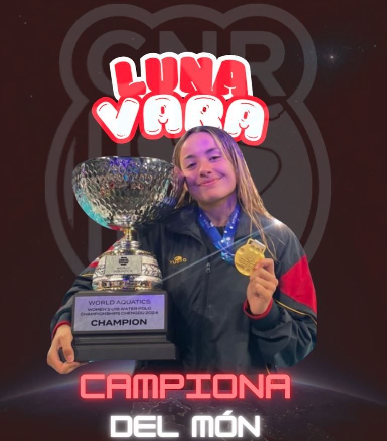 Luna Vara, del CN Rubí, campiona del món juvenil amb la selecció espanyola