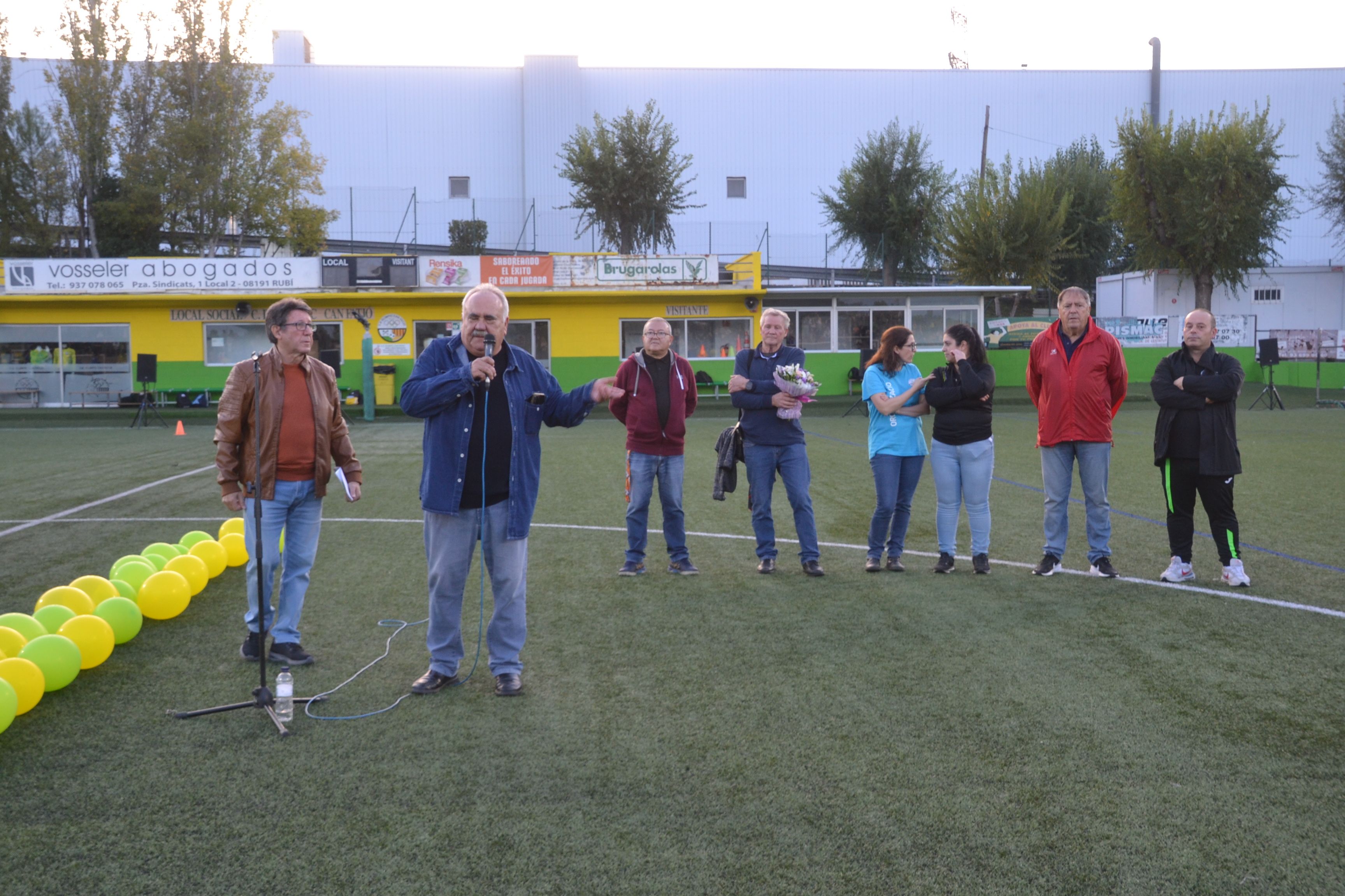 Presentació dels equips del CE Olimpic Can Fatjó