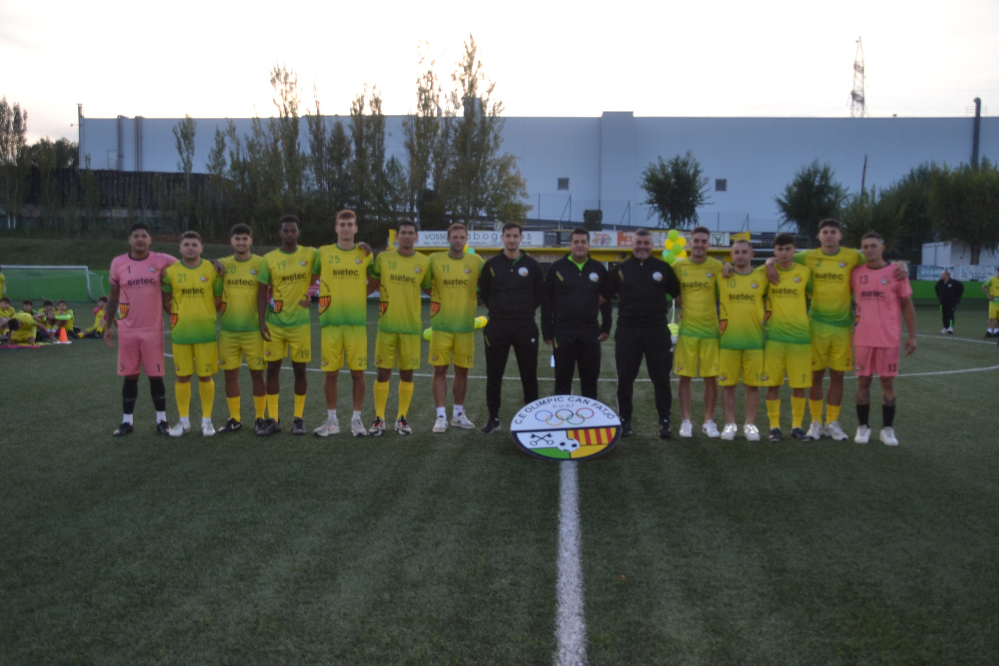 Presentació dels equips del CE Olimpic Can Fatjó