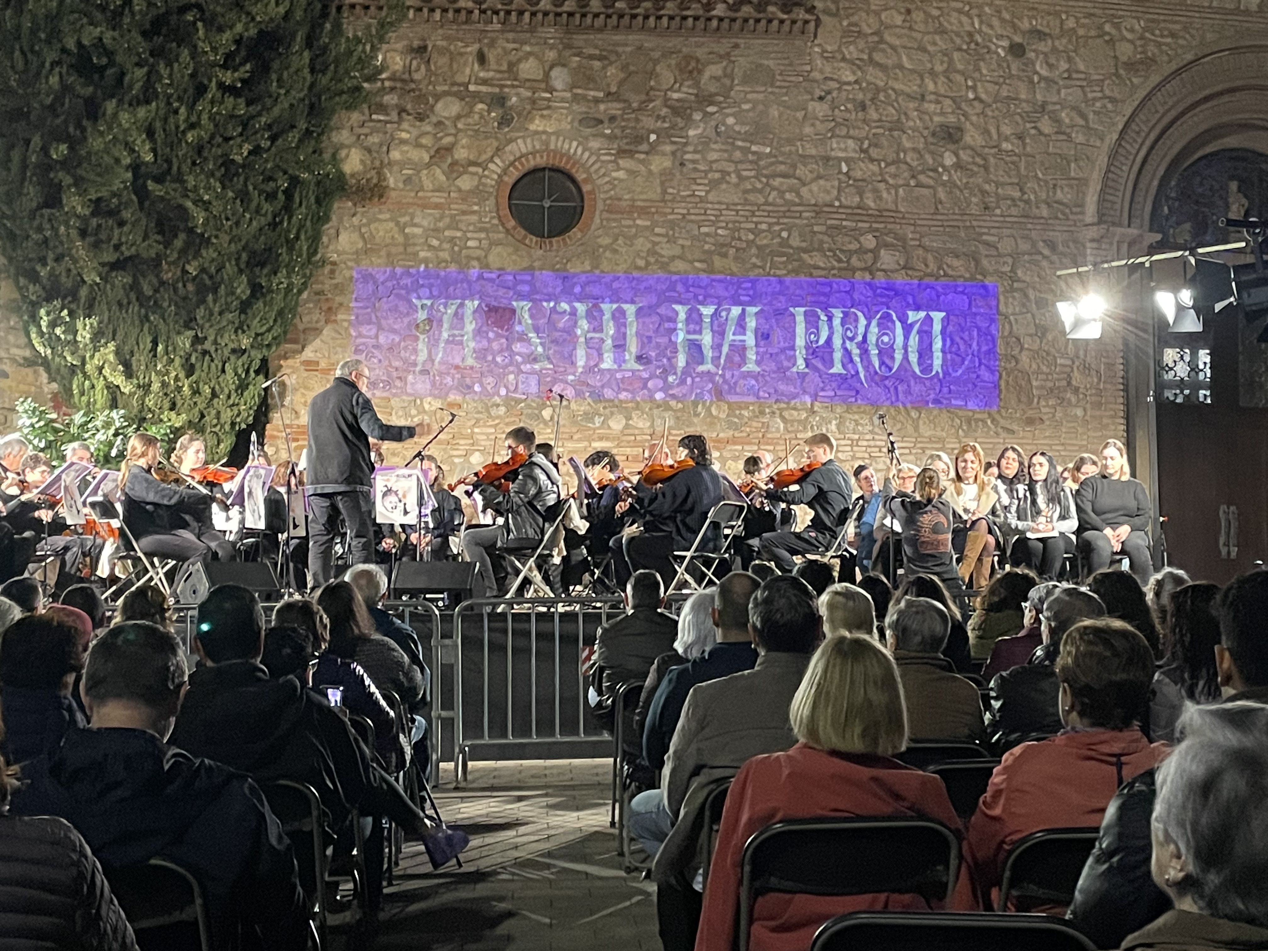 Rubí reivindica fer xarxa feminista per acabar amb la violència vers les dones. FOTO: E.L