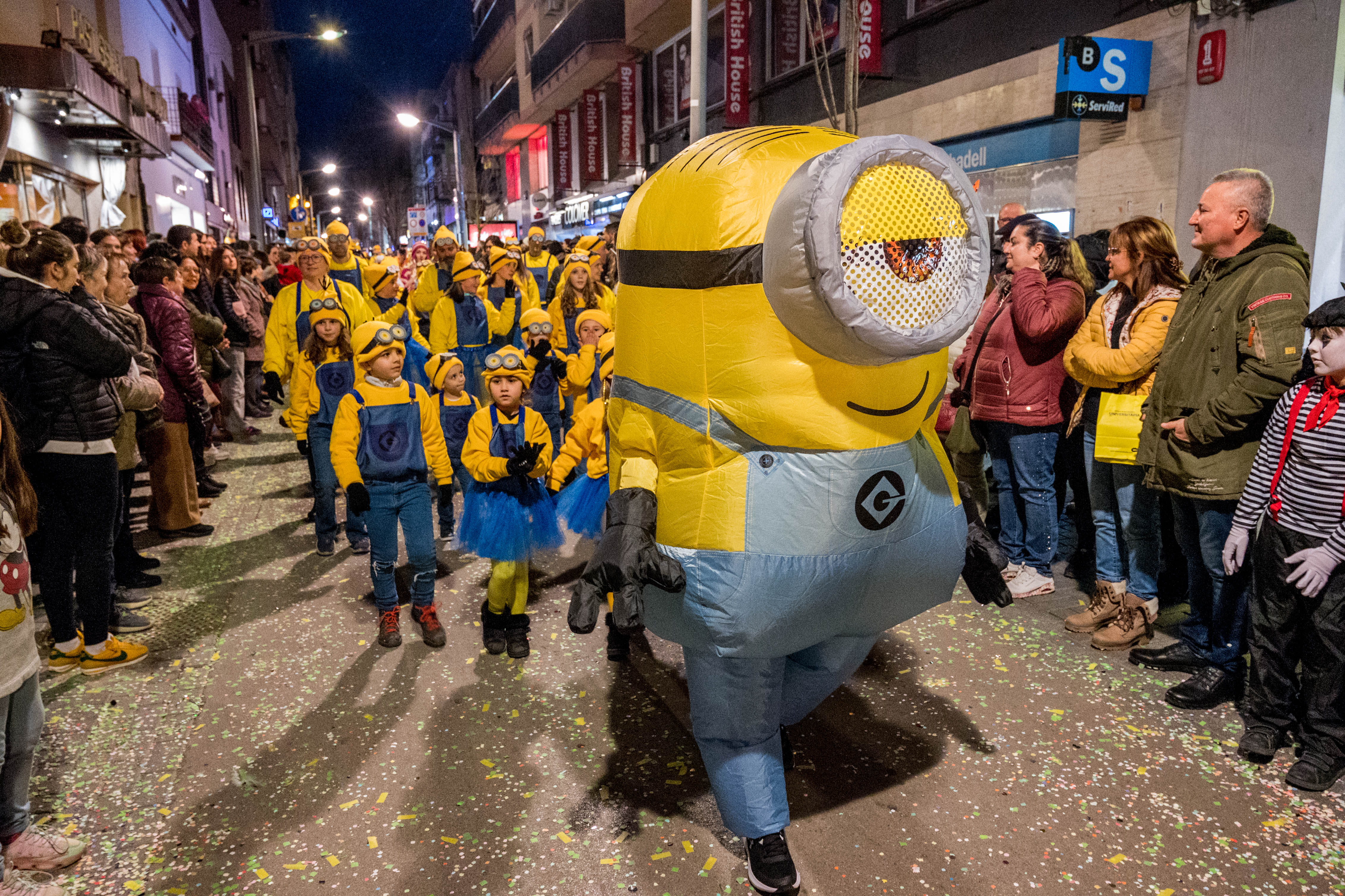 Rua de Comparses de Carnaval 2025 a Rubí FOTO: Carmelo Jiménez