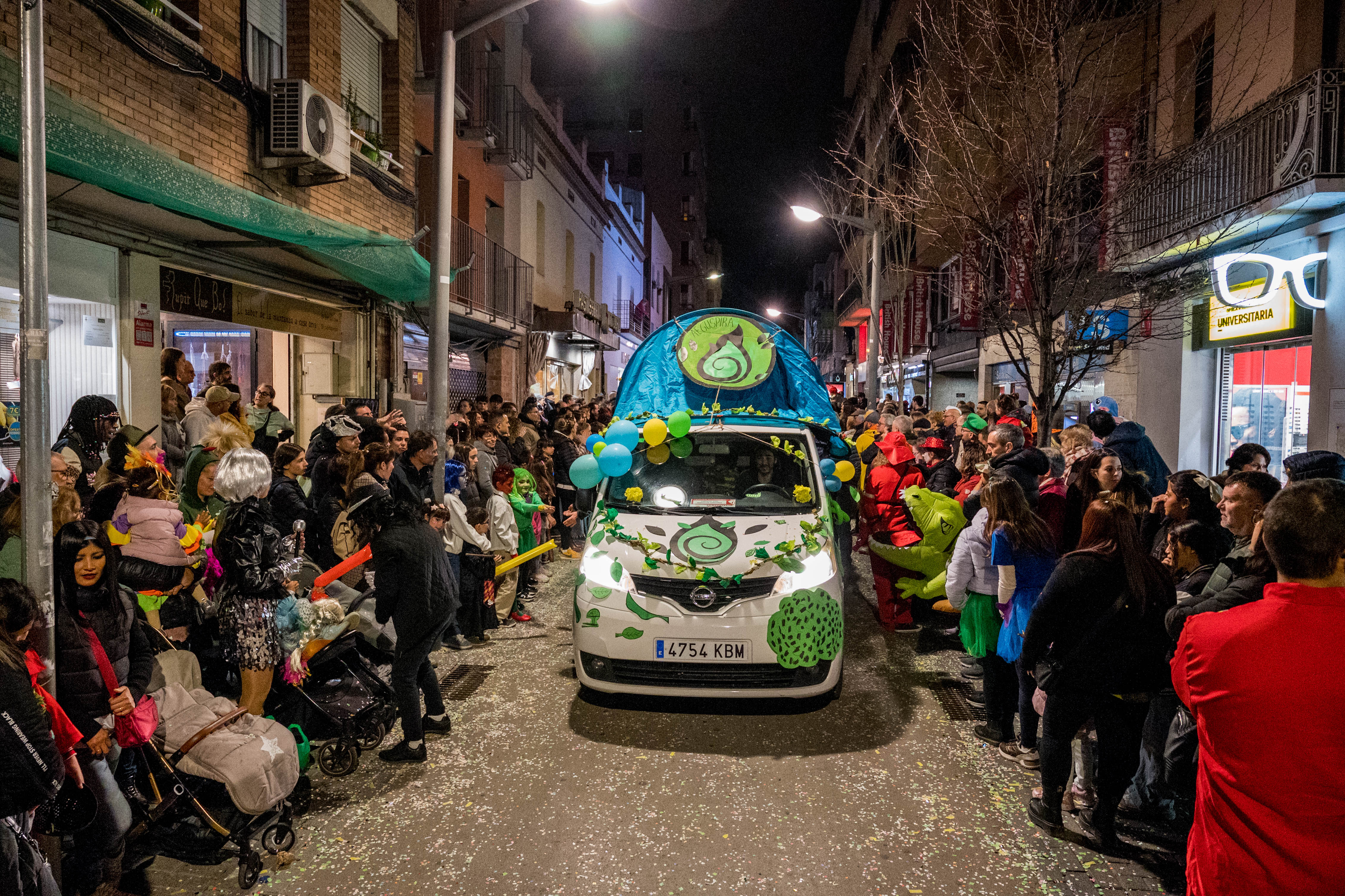 Rua de Comparses de Carnaval 2025 a Rubí FOTO: Carmelo Jiménez