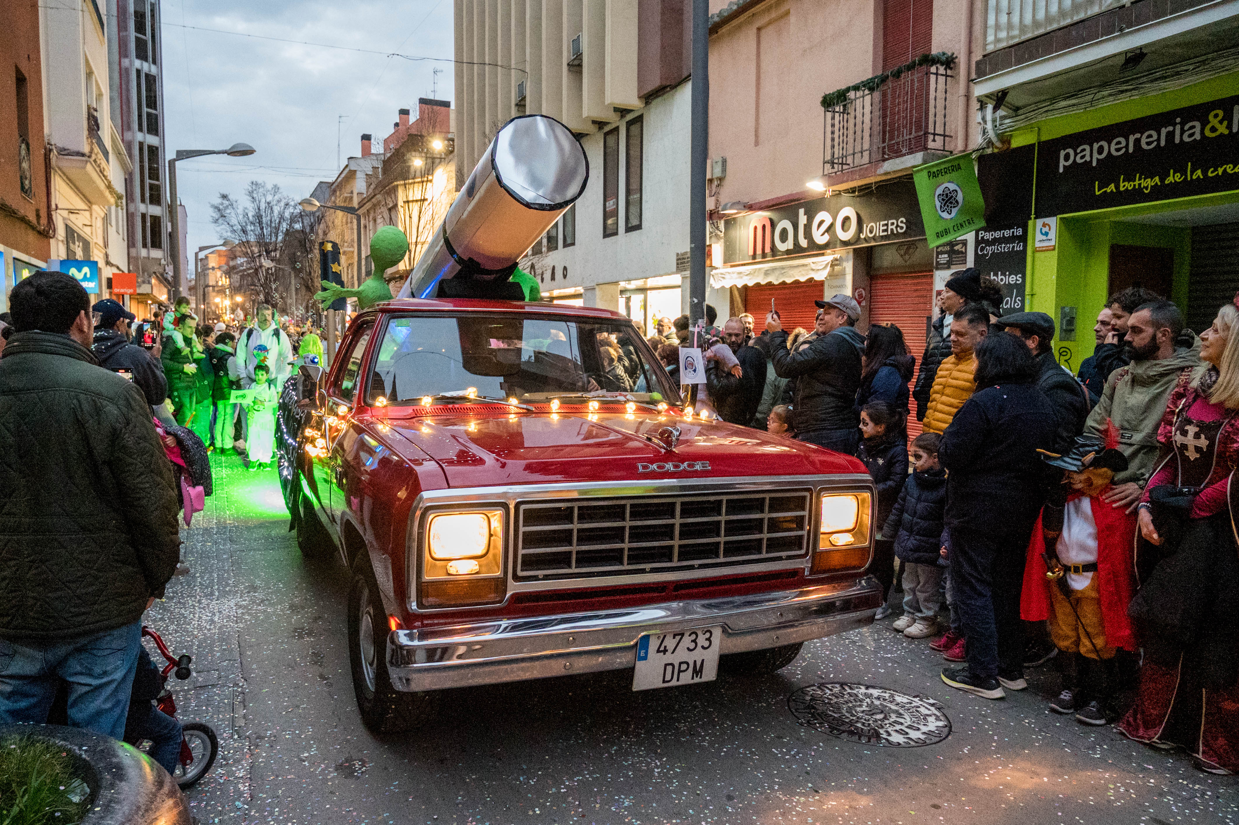 Rua de Comparses de Carnaval 2025 a Rubí FOTO: Carmelo Jiménez