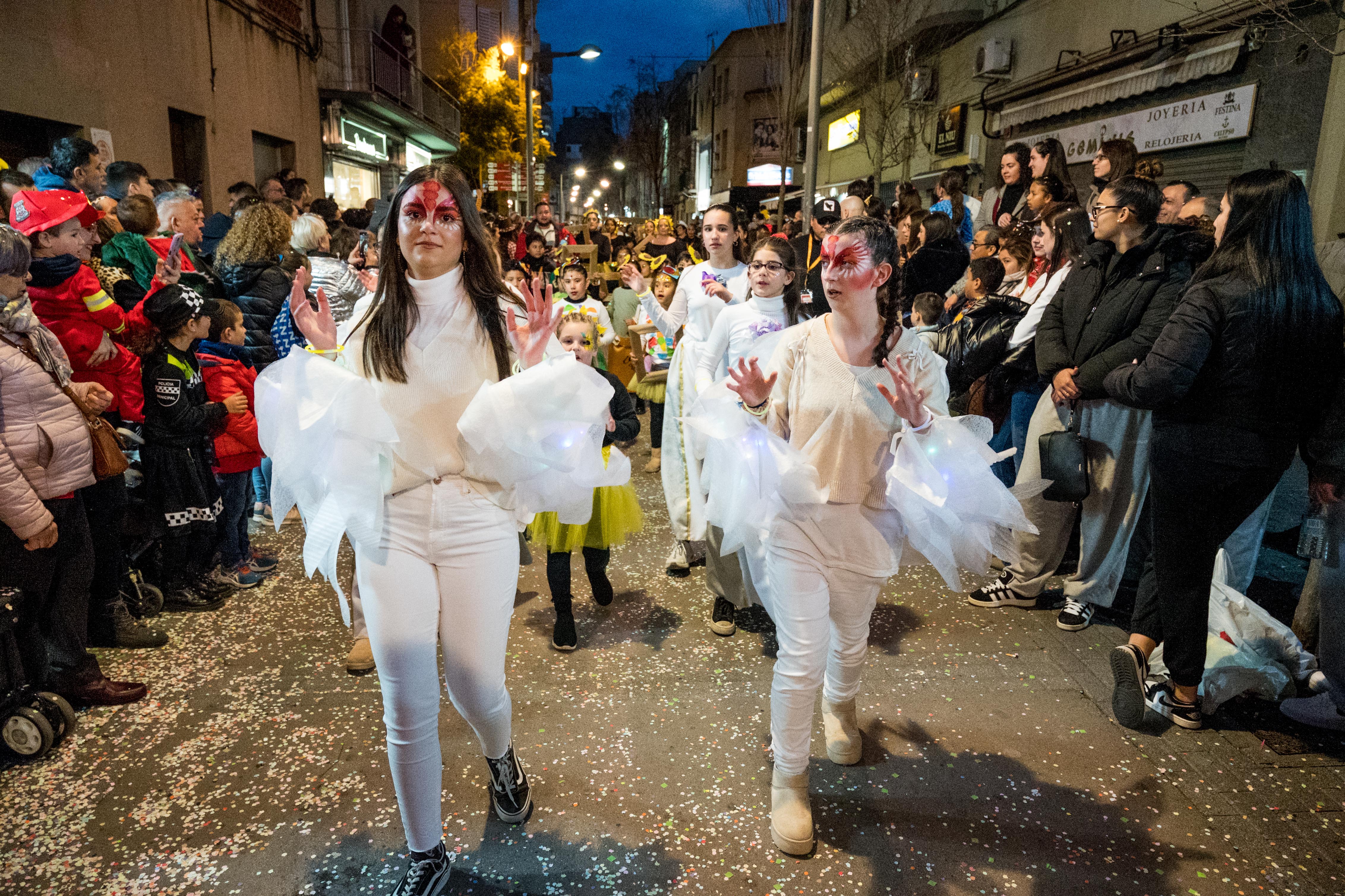 Rua de Comparses de Carnaval 2025 a Rubí FOTO: Carmelo Jiménez