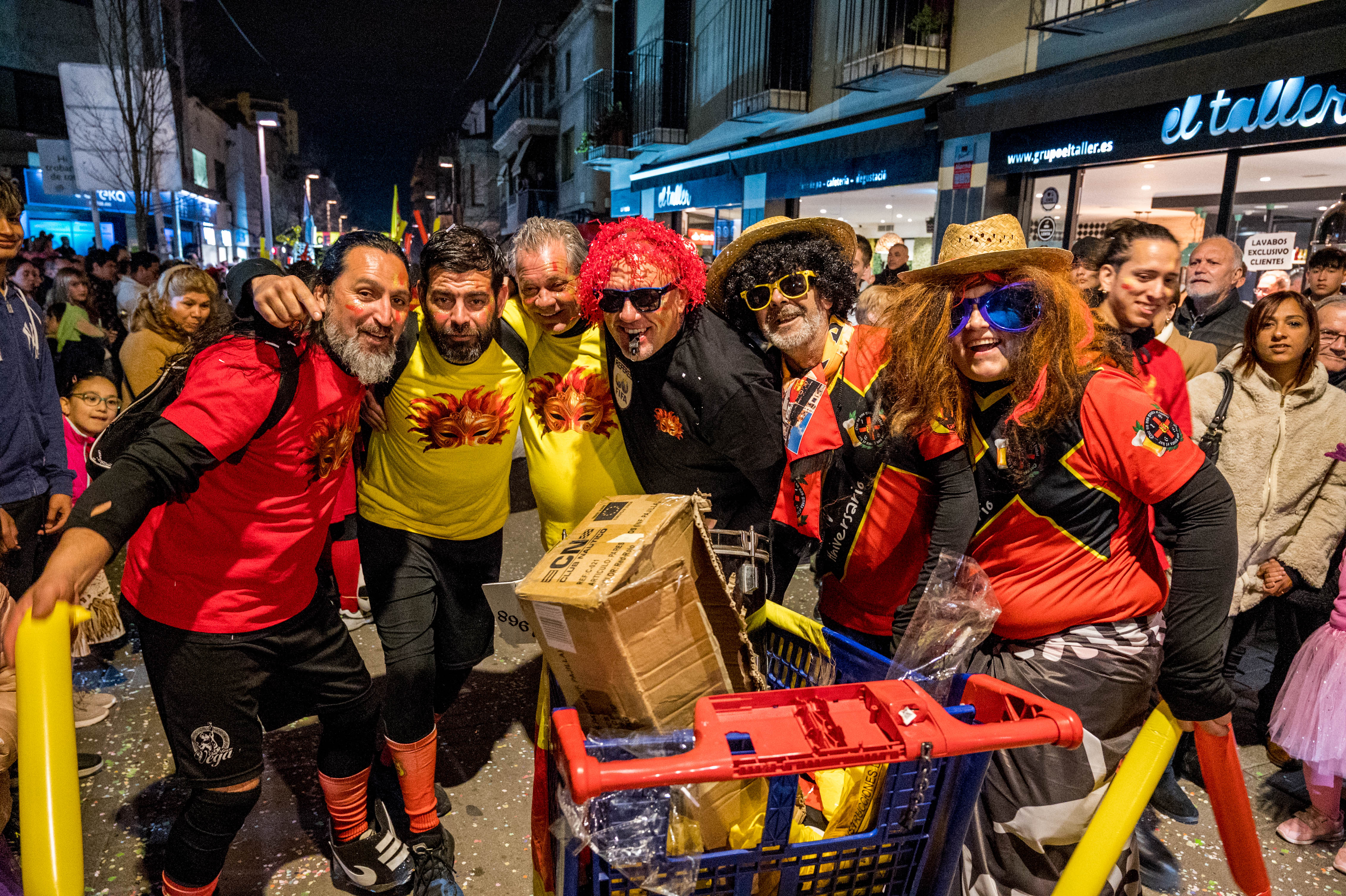 Rua de Comparses de Carnaval 2025 a Rubí FOTO: Carmelo Jiménez