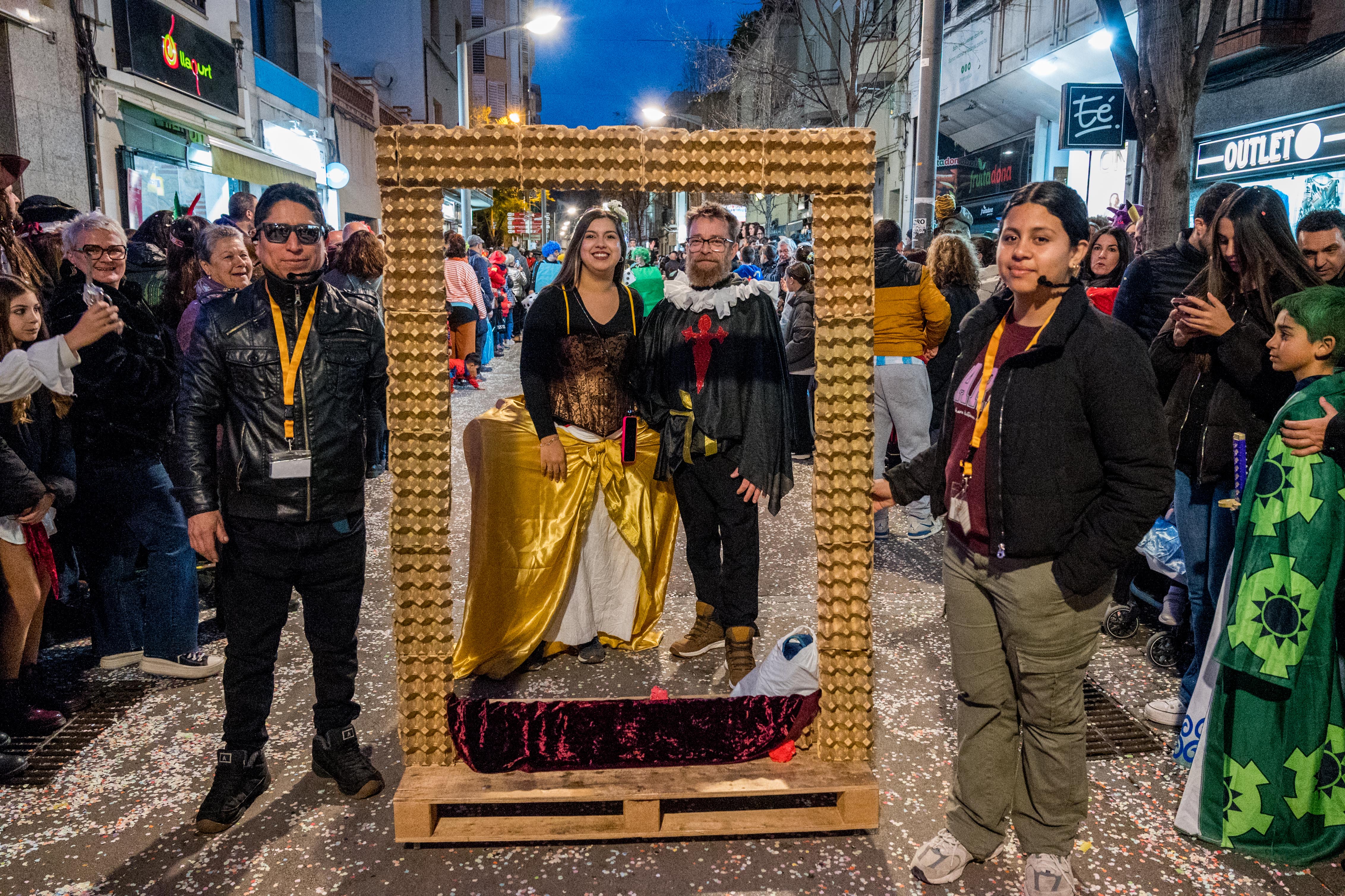 Rua de Comparses de Carnaval 2025 a Rubí FOTO: Carmelo Jiménez