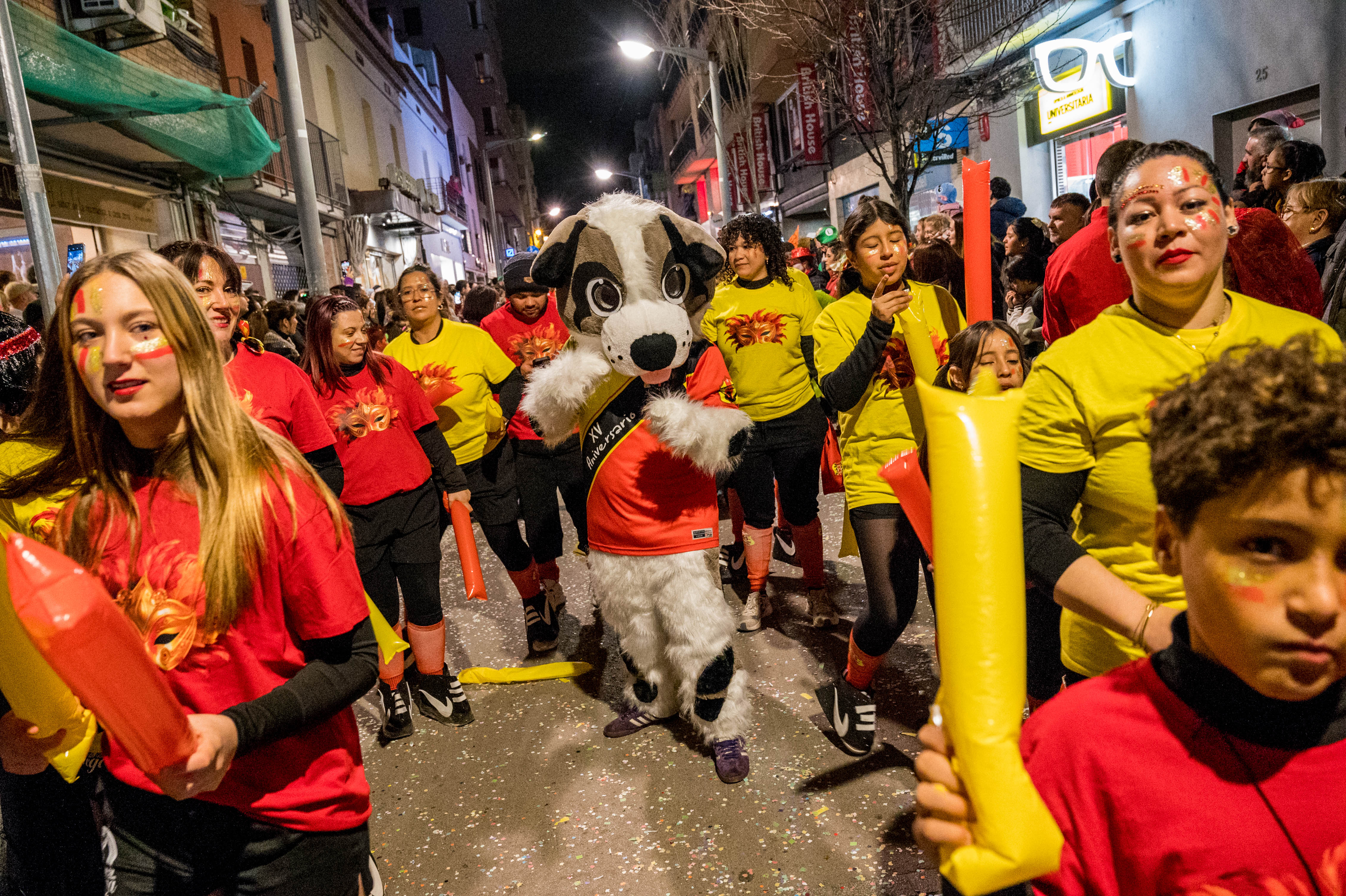 Rua de Comparses de Carnaval 2025 a Rubí FOTO: Carmelo Jiménez