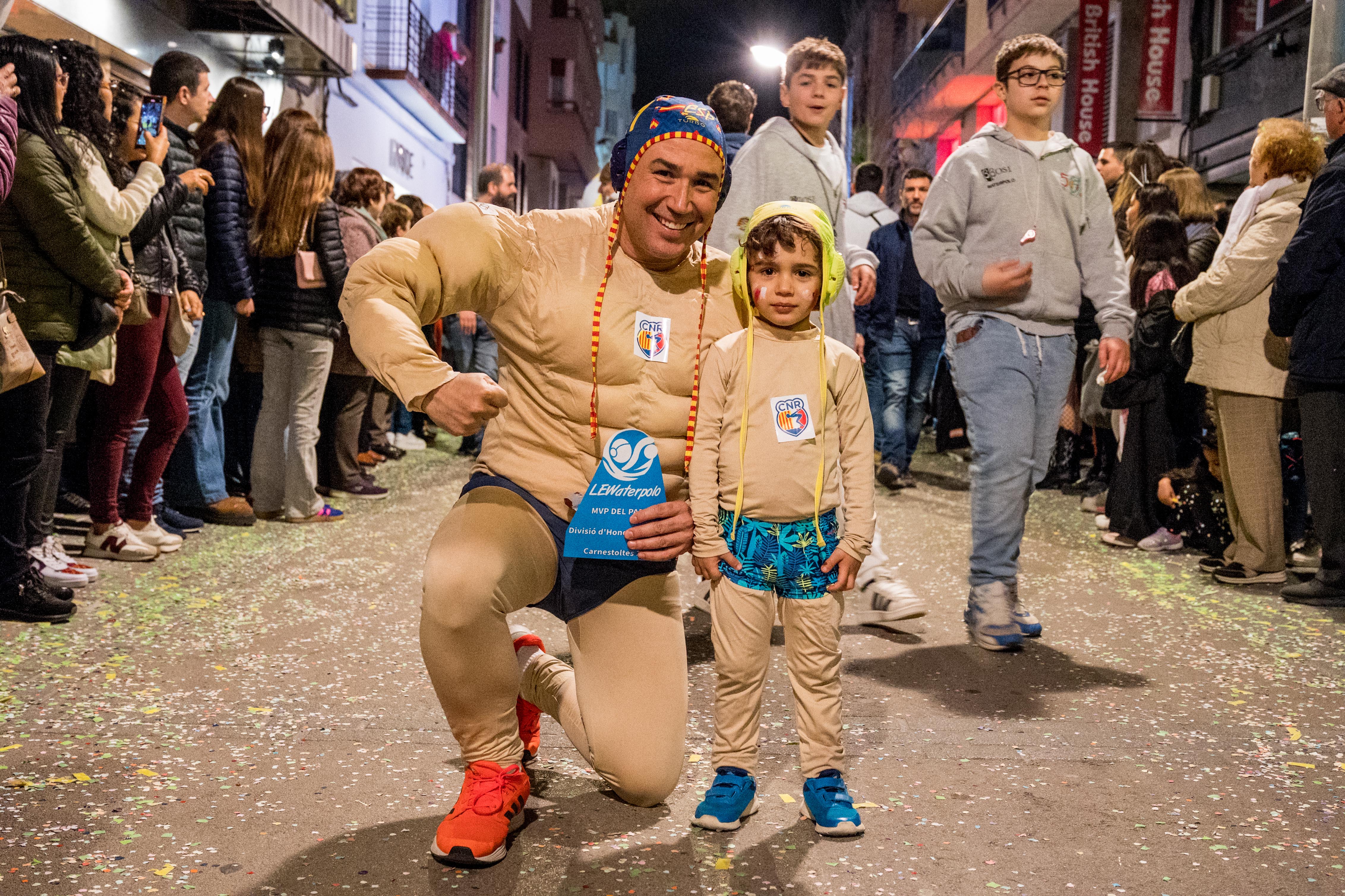 Rua de Comparses de Carnaval 2025 a Rubí FOTO: Carmelo Jiménez